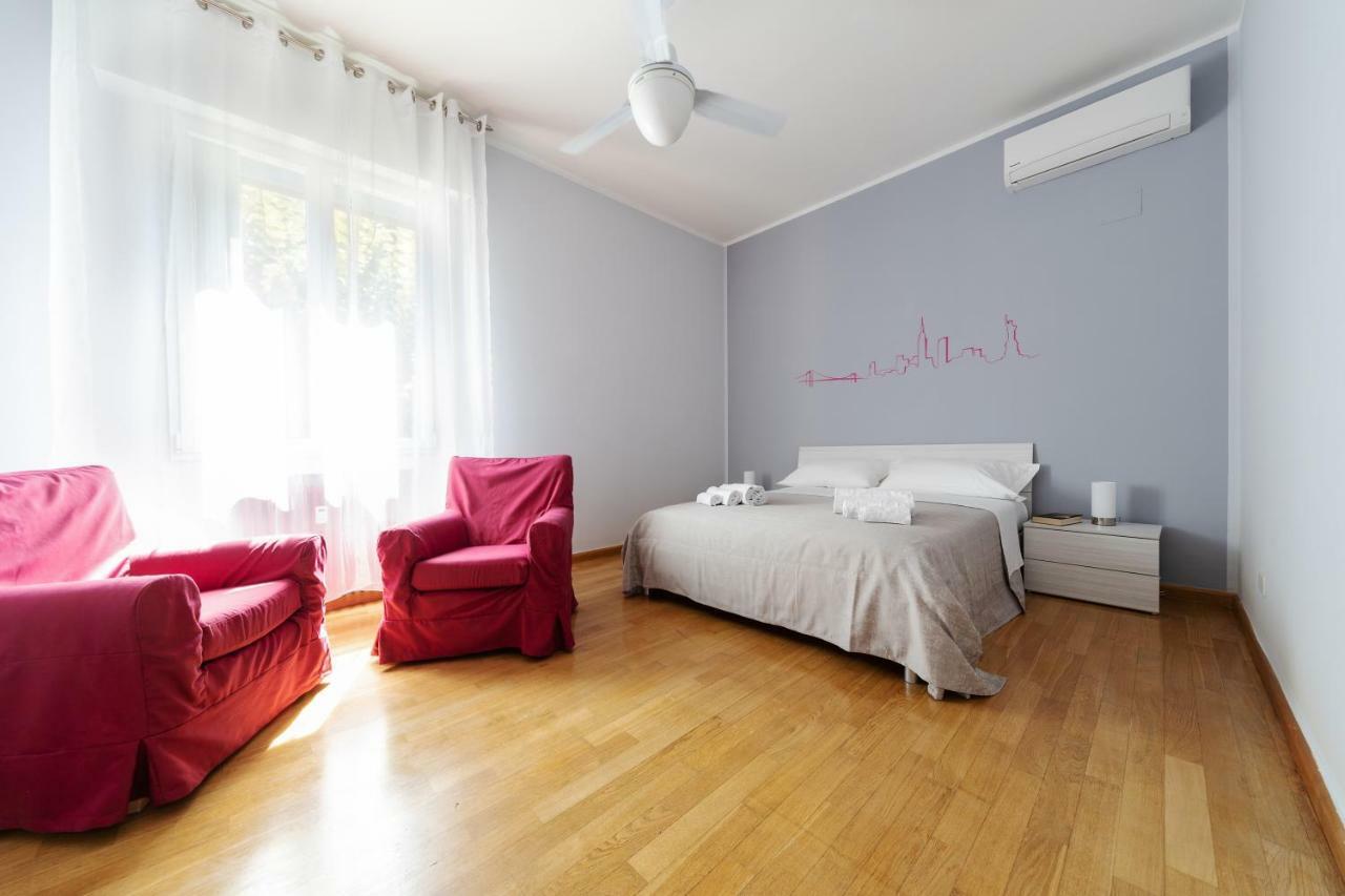 Sant'Orsola Colorful Huge Apartment ボローニャ エクステリア 写真